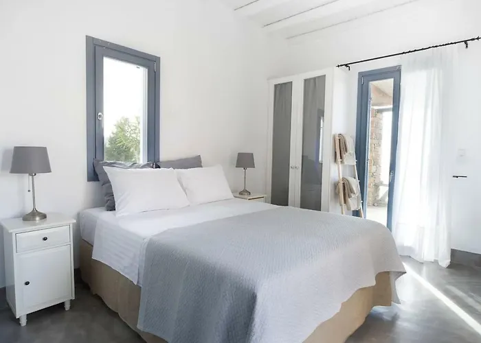 Villa Luxury Cycladic Villa-enjoy Infinity Pool Sunsets Koundouros