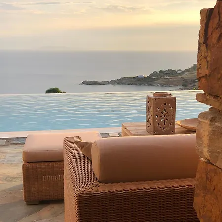 Luxury Cycladic Villa-enjoy Infinity Pool Sunsets Villa Koundouros