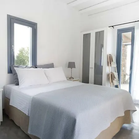 Villa Luxury Cycladic Villa-enjoy Infinity Pool Sunsets Koundouros